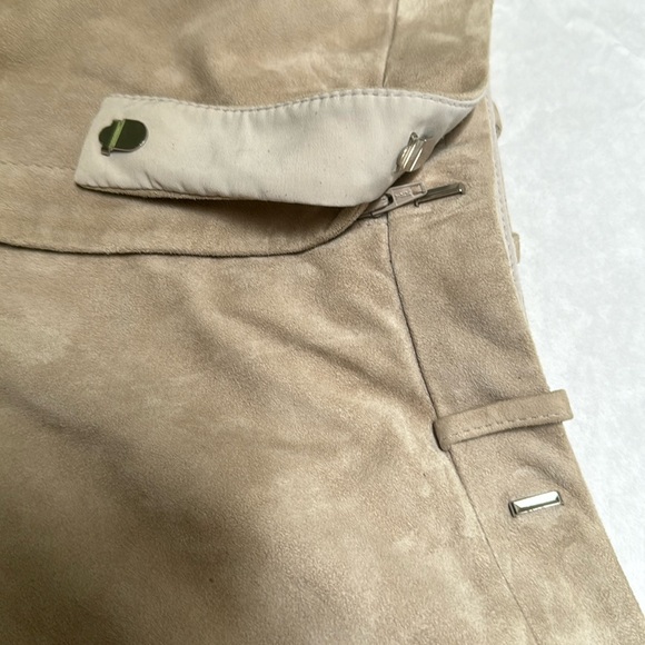 Halston Heritage - Lamb Suede shorts SZ. 6 - Picture 2 of 7